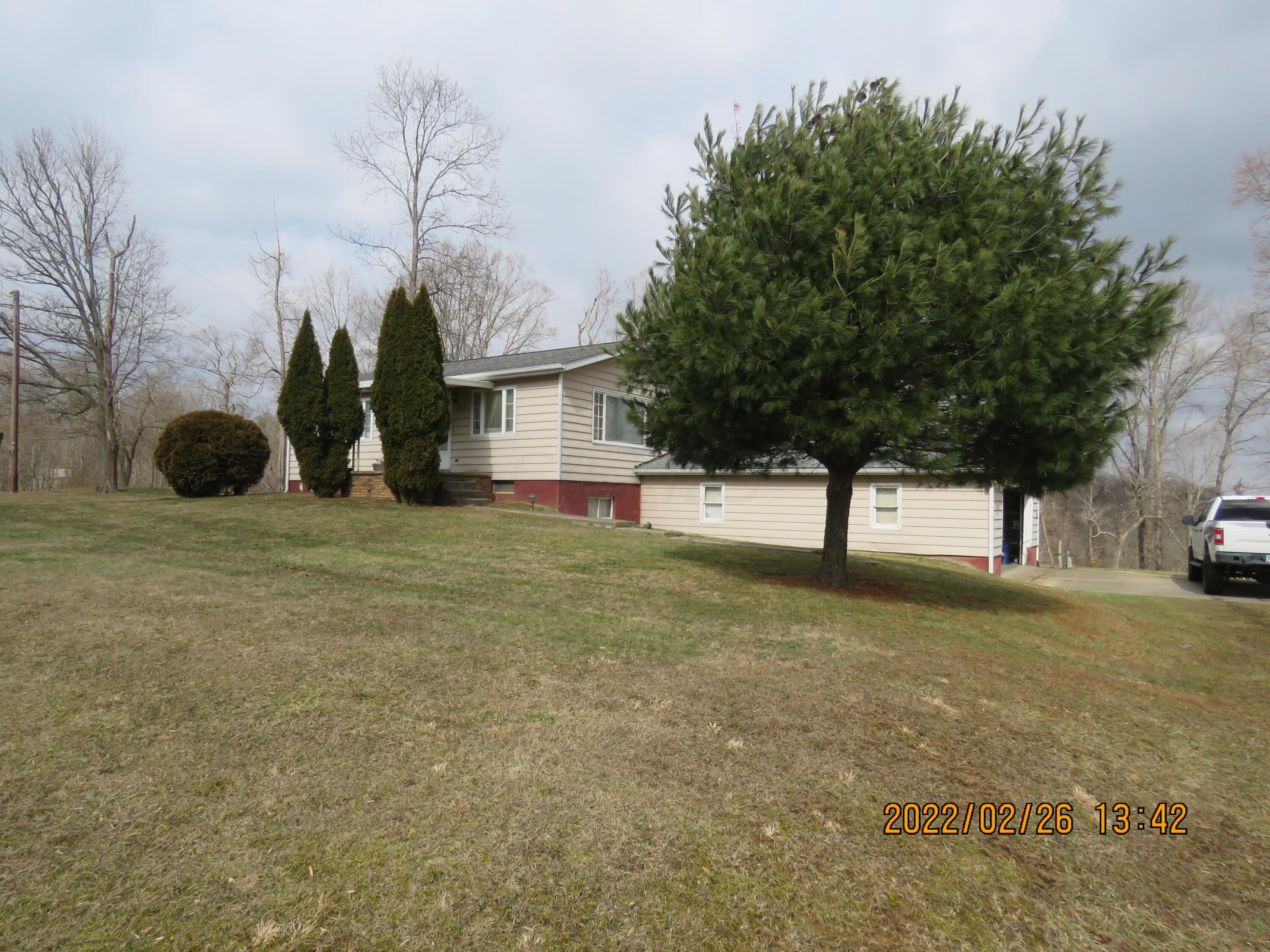 36630 Greasy Ridge Road Logan, OH 43138 - Photo 6 of 28 IMG_4225