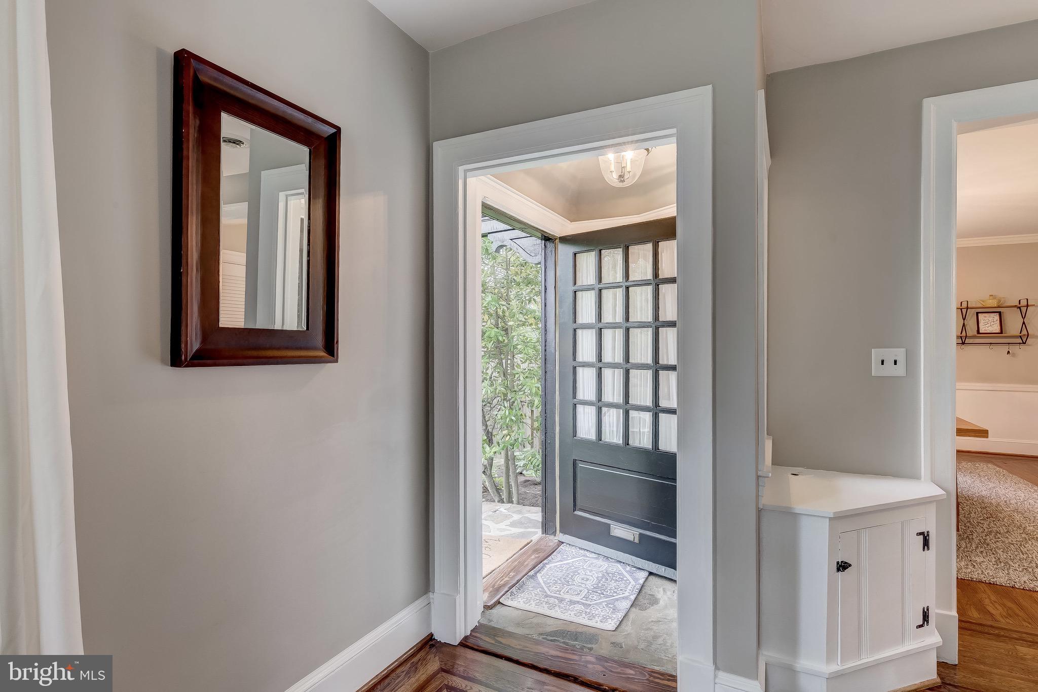 6901 Wardman Road Baltimore, MD 21212 - Photo 3 of 41