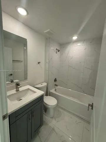 $2,300 | 322 McArthur Boulevard, Unit 322, Lehigh Acres, FL 33974