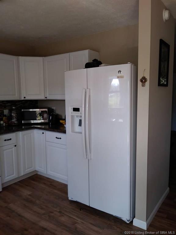 10264 South Bixler Road Pekin, IN 47165 - Photo 6 of 37 Gallery Image 6