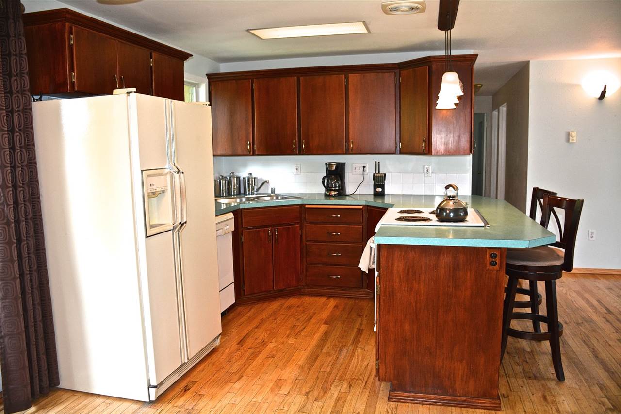 904 South Best Road Spokane Valley, WA 99037 - Photo 3 of 20