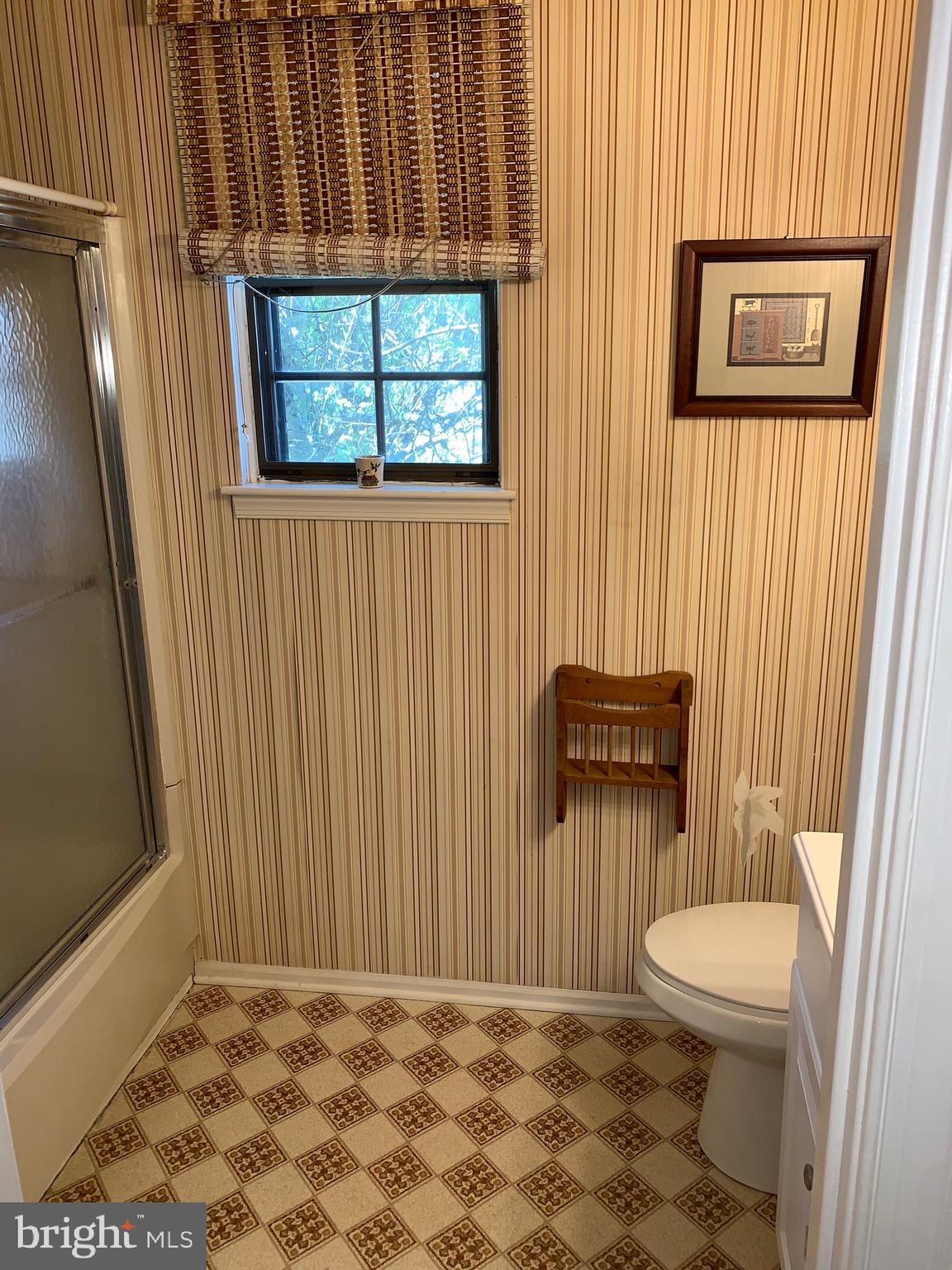 56 Valley Forge Road New Castle, DE 19720 - Photo 36 of 52 2nd full bath
