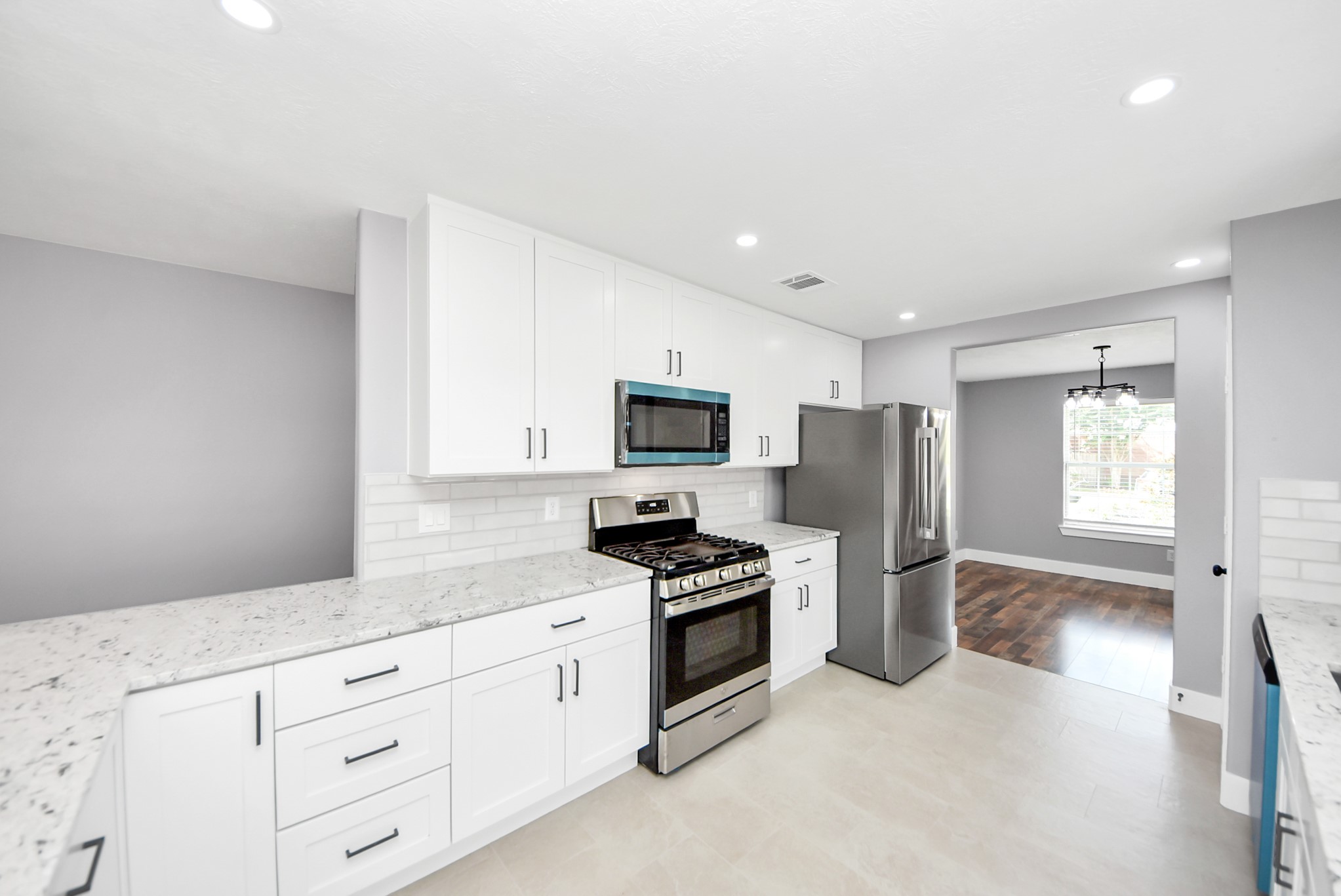 24027 Pinecreek Point Spring, TX 77373 - Photo 12 of 41 Fridge Included!