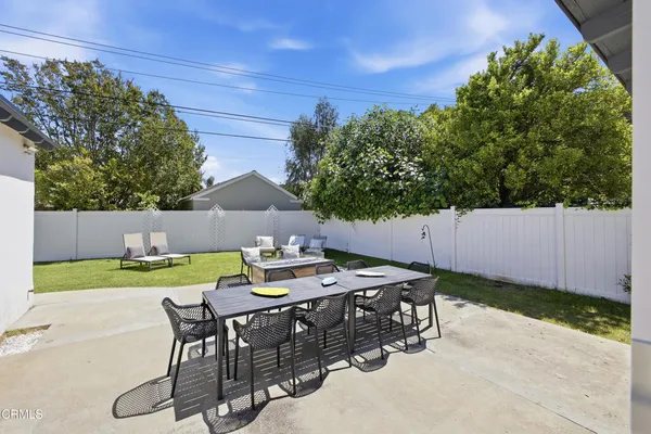 $2,995,000 | 380 South Parkwood Avenue, Pasadena, CA 91107