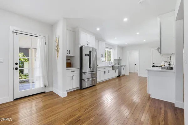 $2,995,000 | 380 South Parkwood Avenue, Pasadena, CA 91107