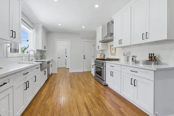 $2,995,000 | 380 South Parkwood Avenue, Pasadena, CA 91107