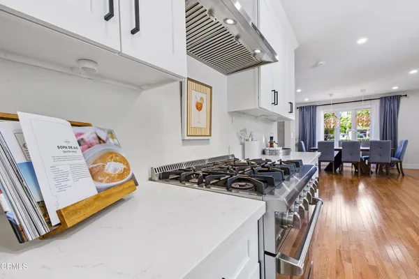 $2,995,000 | 380 South Parkwood Avenue, Pasadena, CA 91107