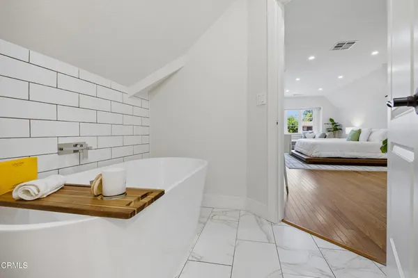 $2,995,000 | 380 South Parkwood Avenue, Pasadena, CA 91107