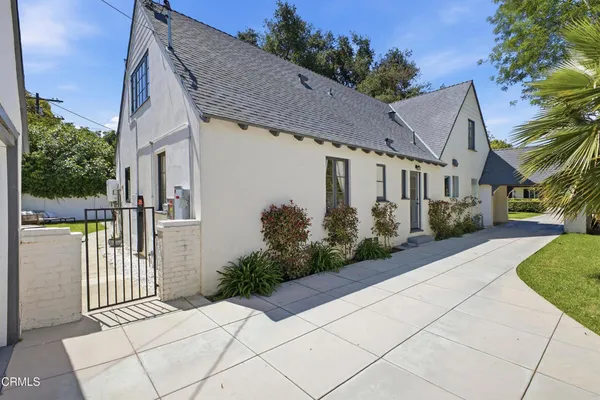 $2,995,000 | 380 South Parkwood Avenue, Pasadena, CA 91107
