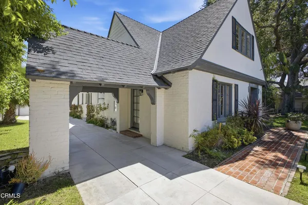 $2,995,000 | 380 South Parkwood Avenue, Pasadena, CA 91107