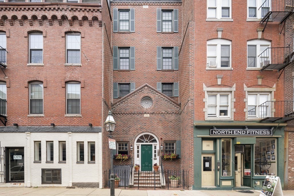 290 North Street, Unit 2 Boston, MA 02113 - Photo 21 of 22