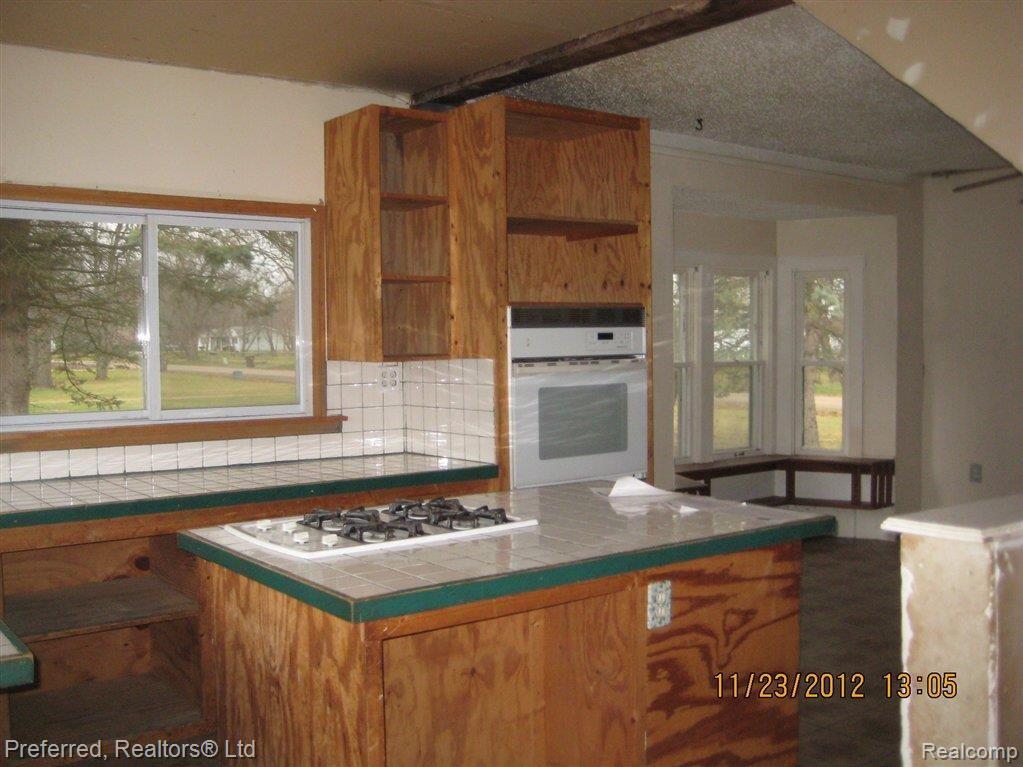 44461 Harris Road Belleville, MI 48111 - Photo 11 of 20 kitchen-2