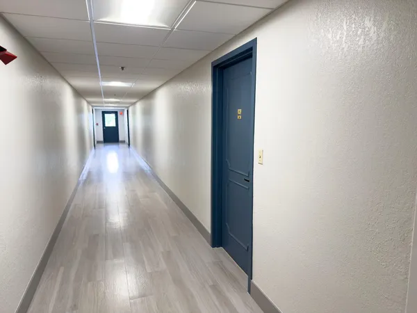 $1,700 | 919 Hillcrest Drive, Unit 511, Hollywood, FL 33021