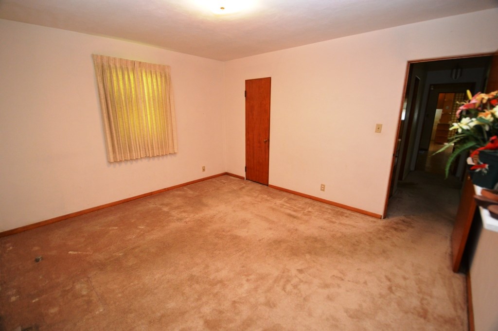 1659 South Williams Road Frankfort, IN 46041 - Photo 8 of 17 Gallery Image 8