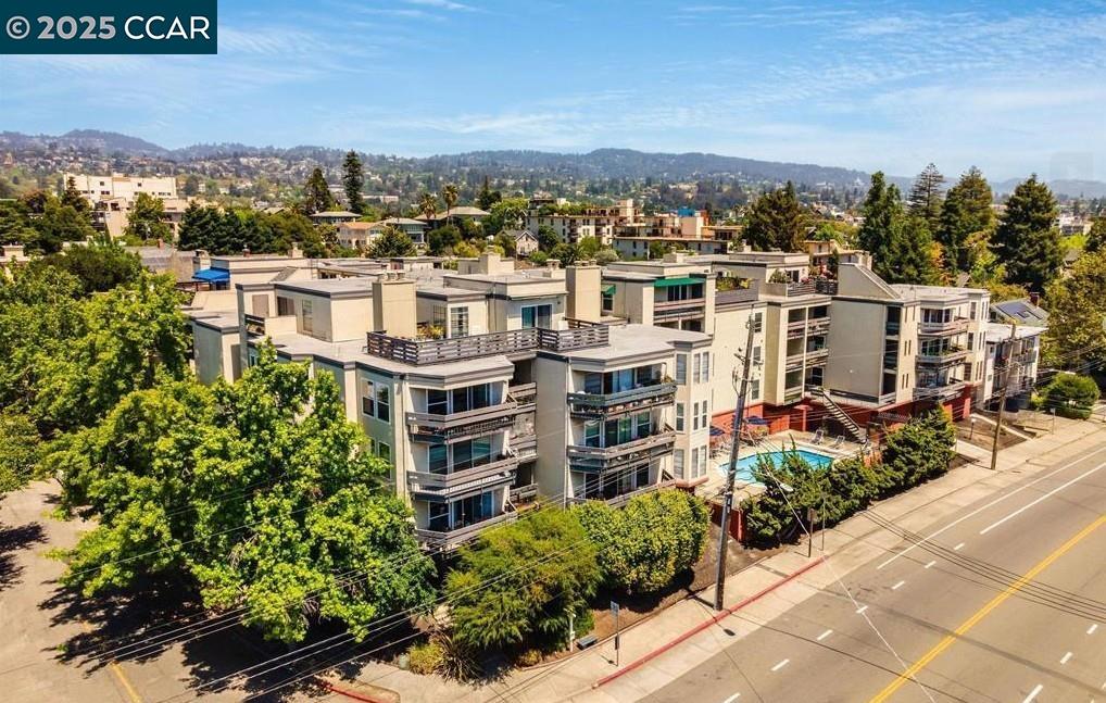 500 Vernon Street, Unit 102 Oakland, CA 94610 - Photo 29 of 43 an aerial view of city