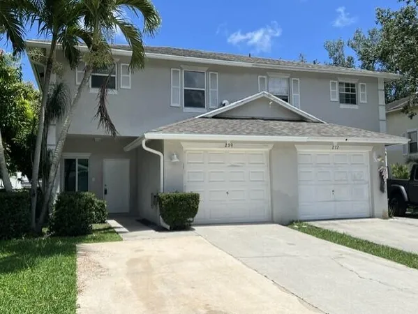 $3,250 | 239 Leland Lane, Greenacres, FL 33463