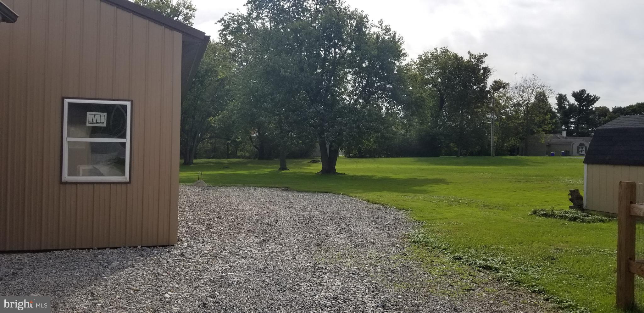 2561 Oakland Road Dover, PA 17315 - Photo 18 of 19 Gallery Image 18