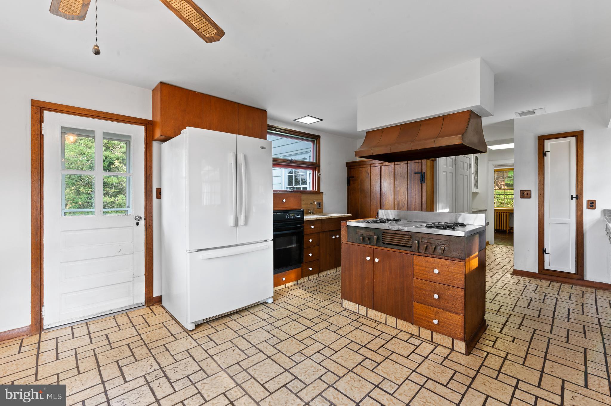 1048 Broadview Road Wayne, PA 19087 - Photo 19 of 51