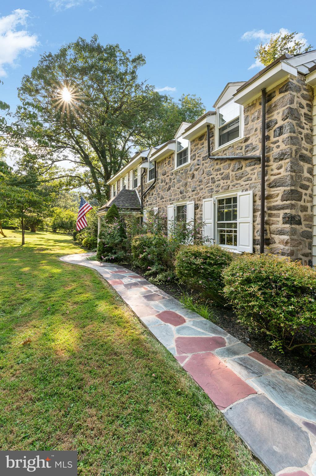 1048 Broadview Road Wayne, PA 19087 - Photo 6 of 51