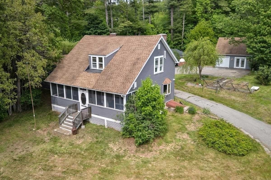 113 Harrington Road Charlton, MA 01507 - Photo 4 of 41