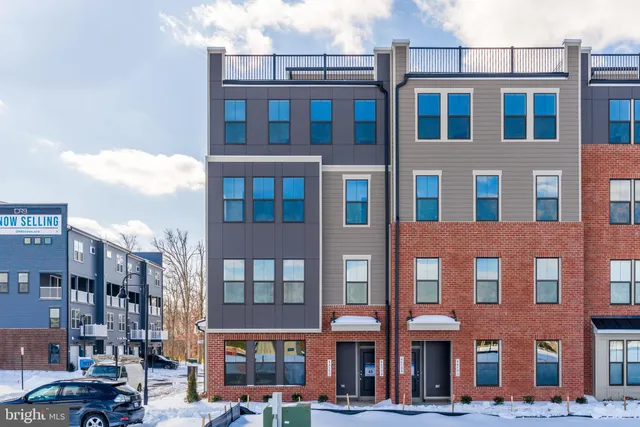 $3,200 | 44592 Strabane Terrace, Ashburn, VA 20147