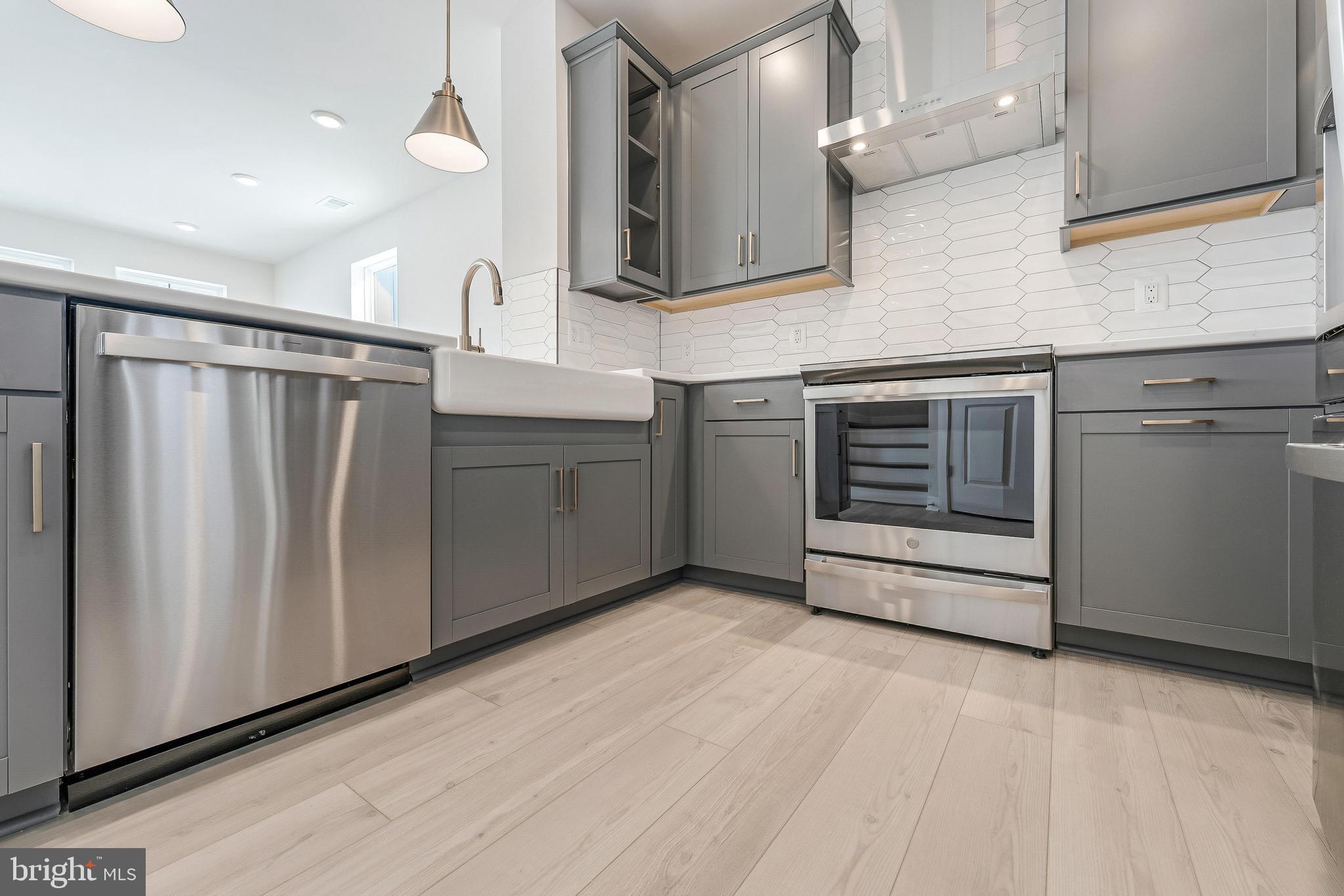 44592 Strabane Terrace Ashburn, VA 20147 - Photo 20 of 47