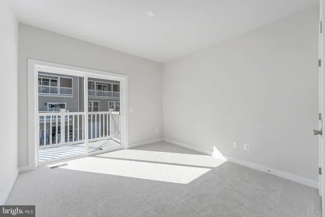 $3,200 | 44592 Strabane Terrace, Ashburn, VA 20147