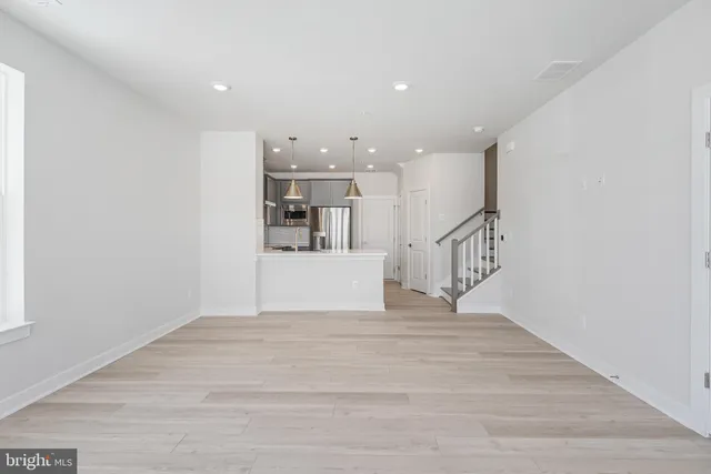 $3,200 | 44592 Strabane Terrace, Ashburn, VA 20147