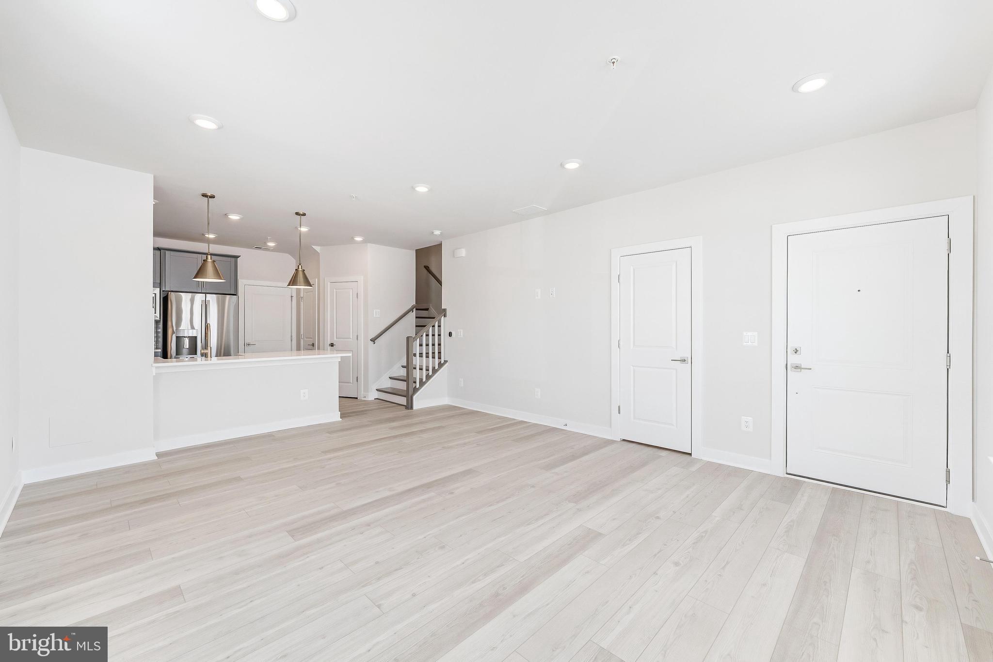 44592 Strabane Terrace Ashburn, VA 20147 - Photo 6 of 47