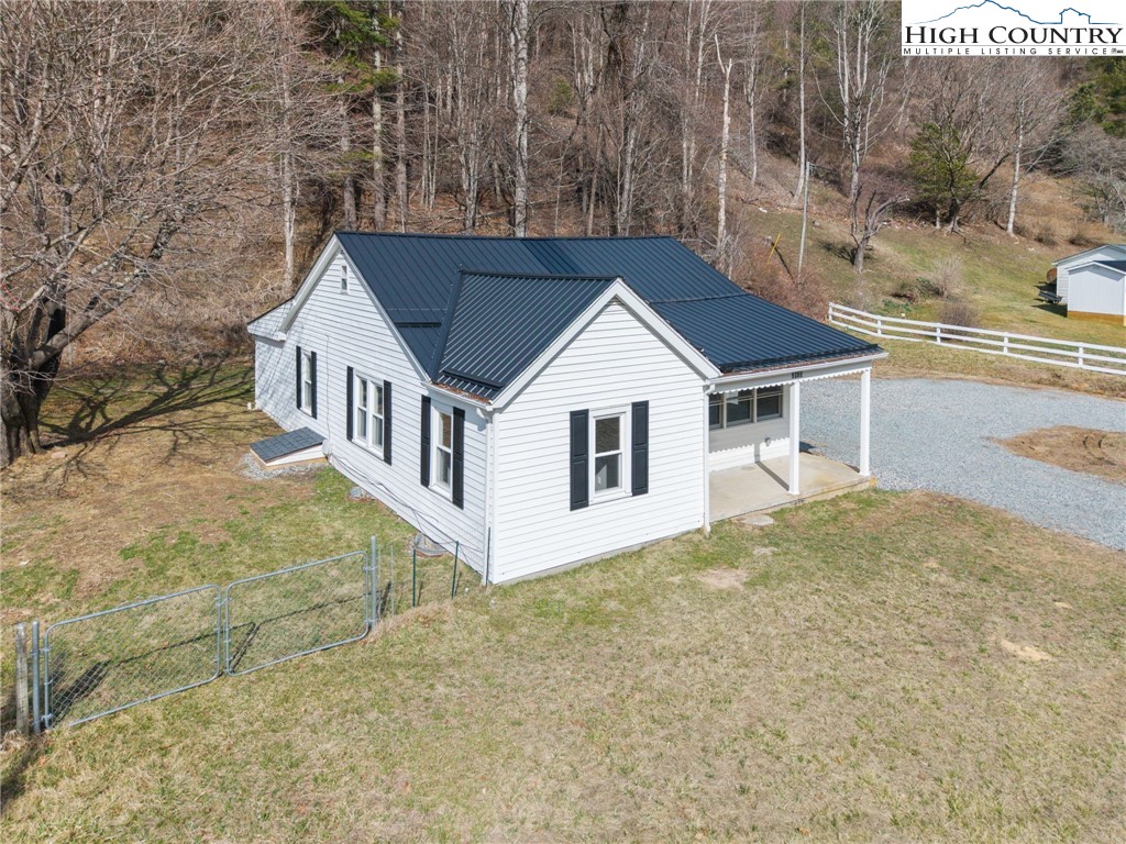 2015 Highway 194 Boone, NC 28607 - Photo 36 of 40 a aerial view of a house with a yard