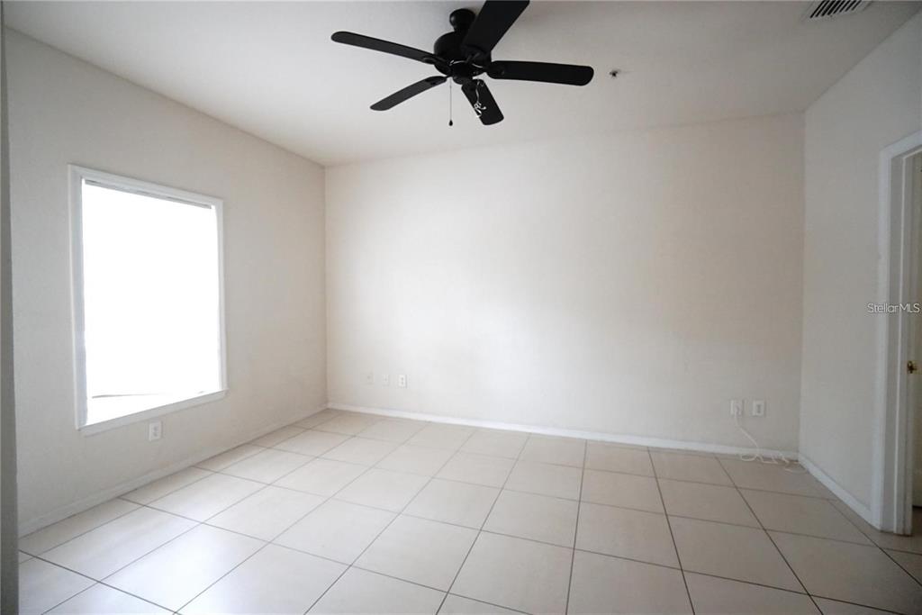 3577 Conroy Road, Unit 325 Orlando, FL 32839 - Photo 12 of 17