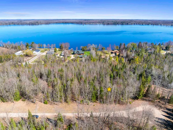 $46,900 | White Buck Lane, Unit 5, Crivitz, WI 54114