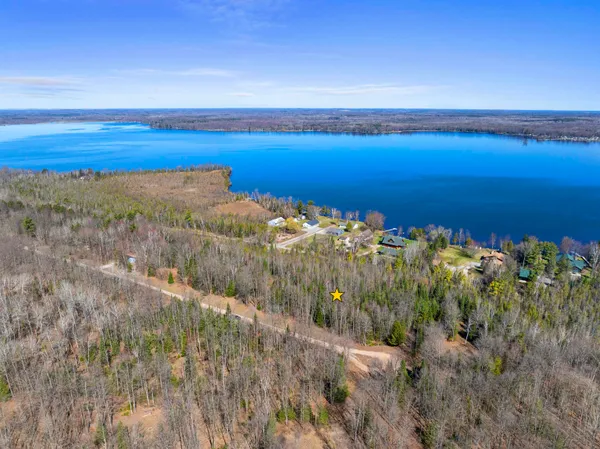 $46,900 | White Buck Lane, Unit 5, Crivitz, WI 54114