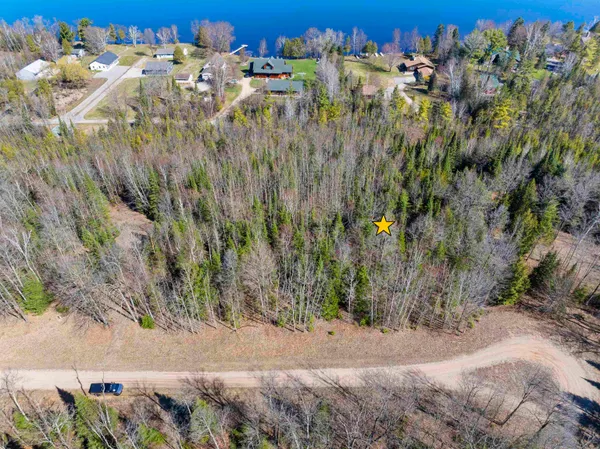 $46,900 | White Buck Lane, Unit 5, Crivitz, WI 54114