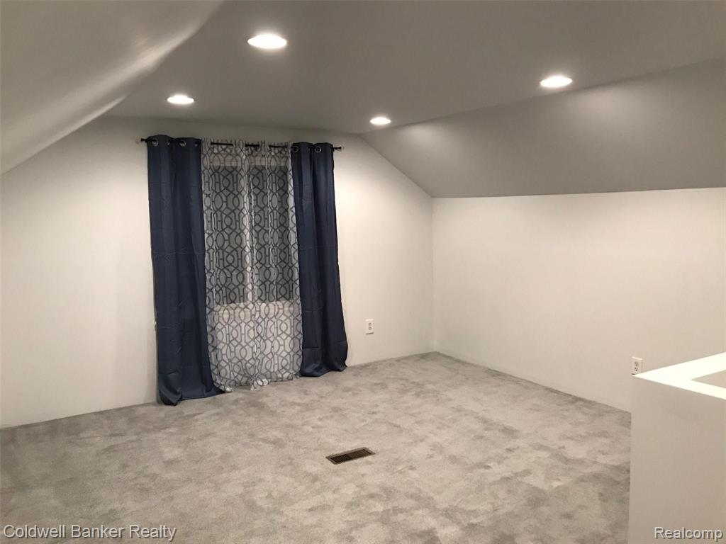 9916 Inkster Road Redford, MI 48239 - Photo 6 of 15