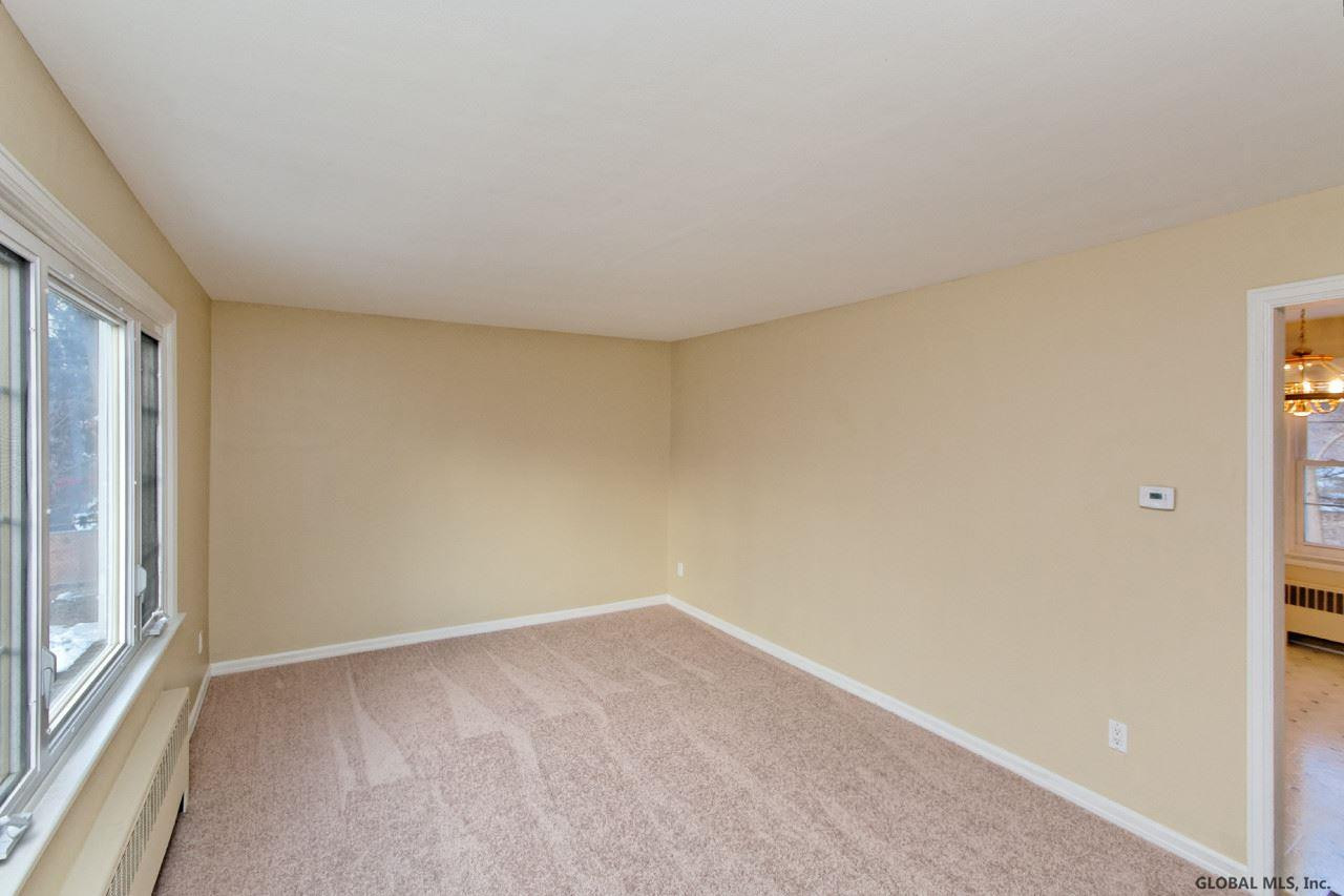113 Lansing Road South Colonie, NY 12304 - Photo 4 of 25 Photo 4