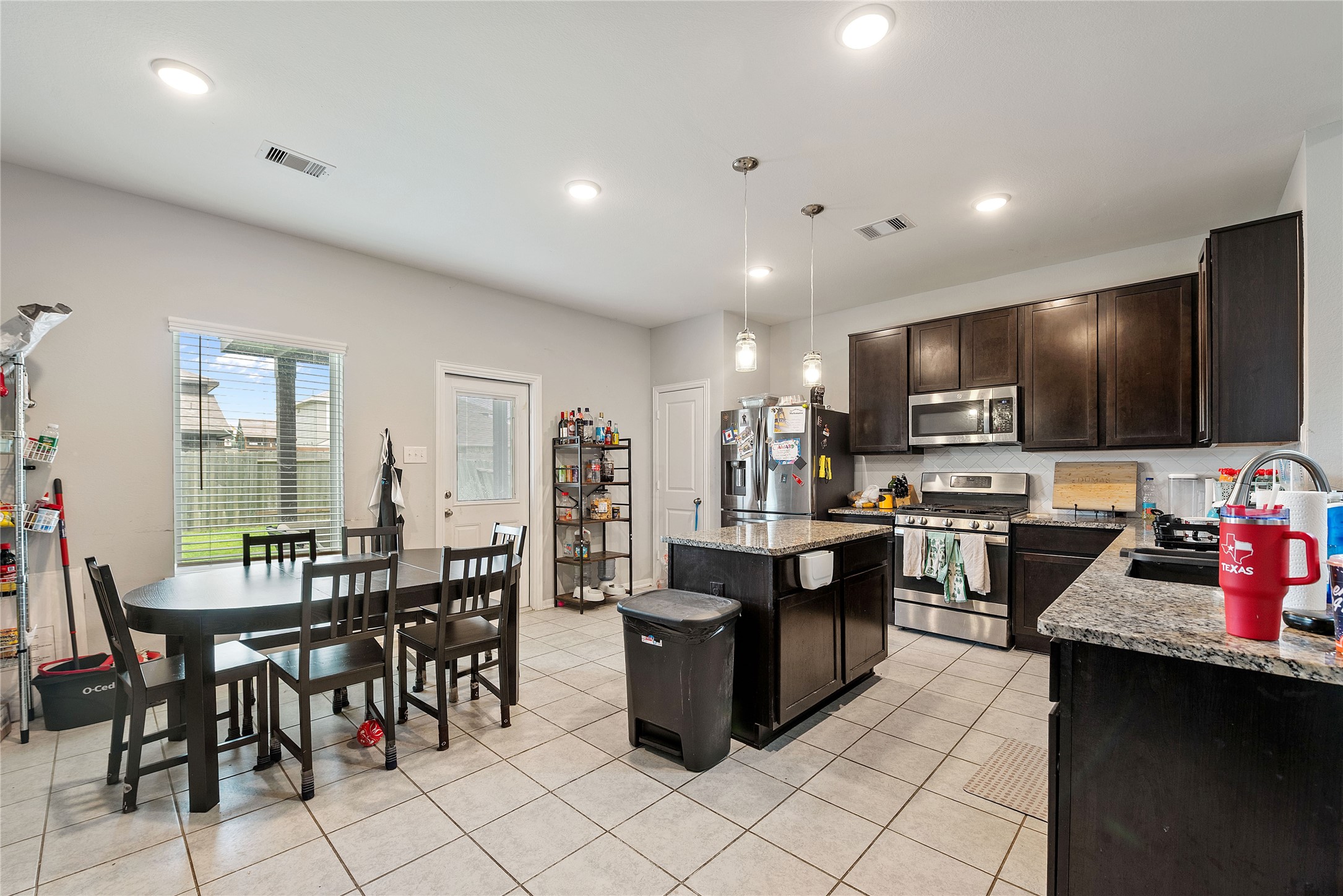 10507 Watershed Drive Rosharon, TX 77583 - Photo 2 of 14