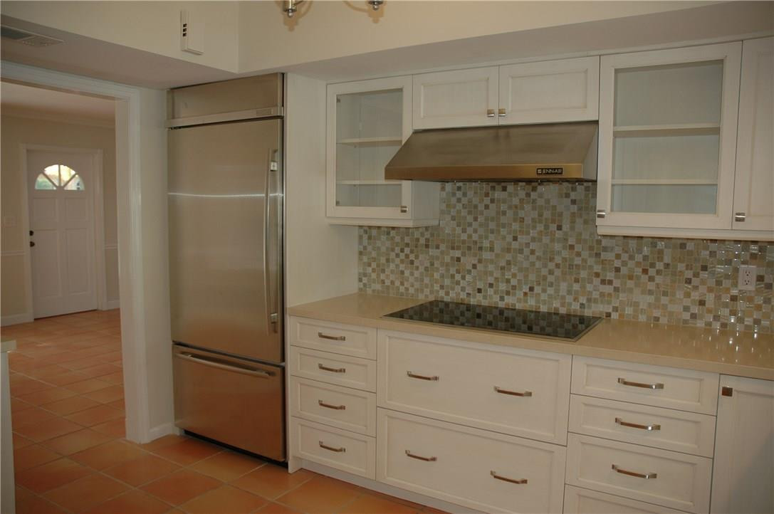 4271 Northeast 23rd Terrace Lighthouse Point, FL 33064 - Photo 10 of 32 Photo 10