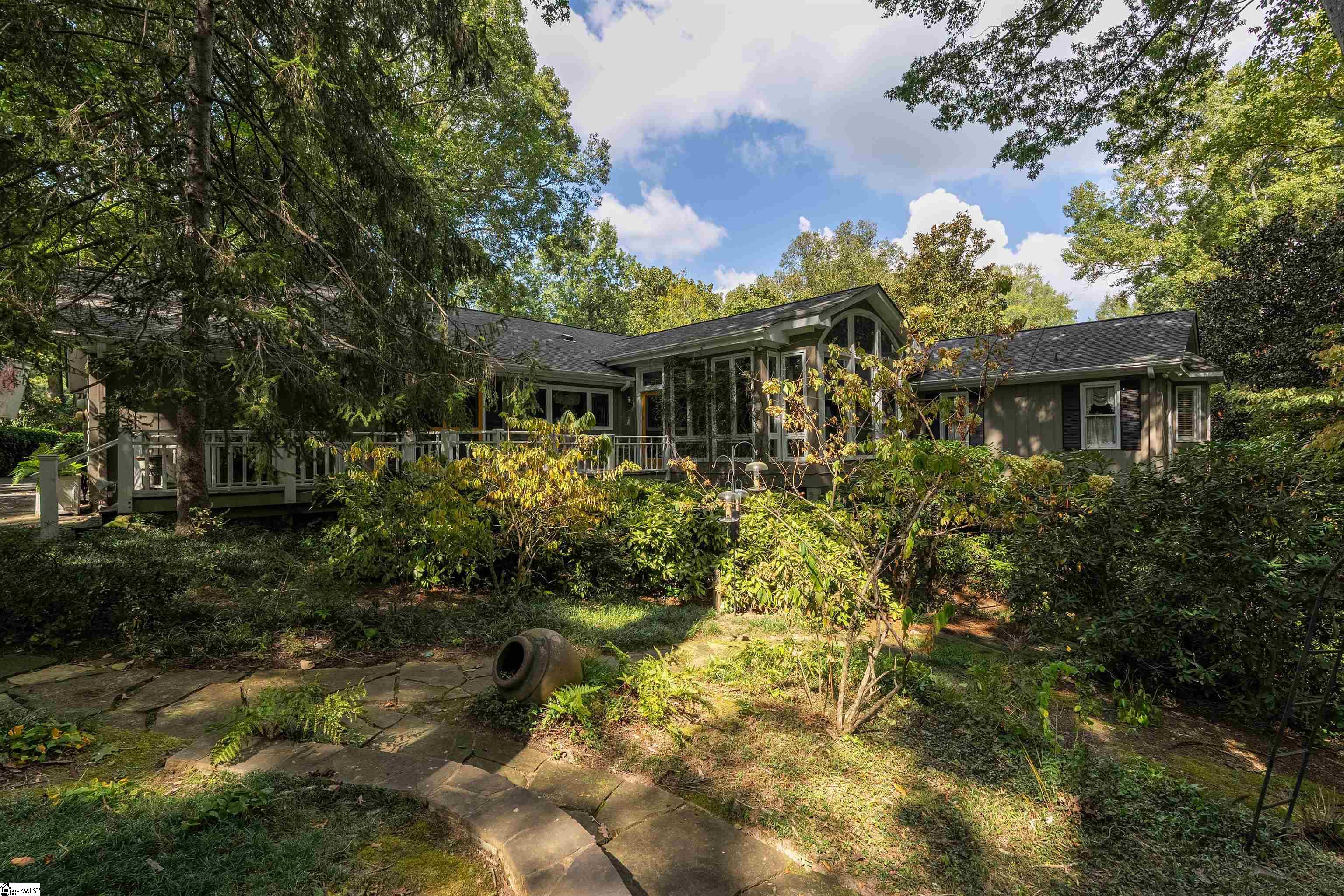 25 Stonehaven Drive Greenville, SC 29607 - Photo 4 of 36