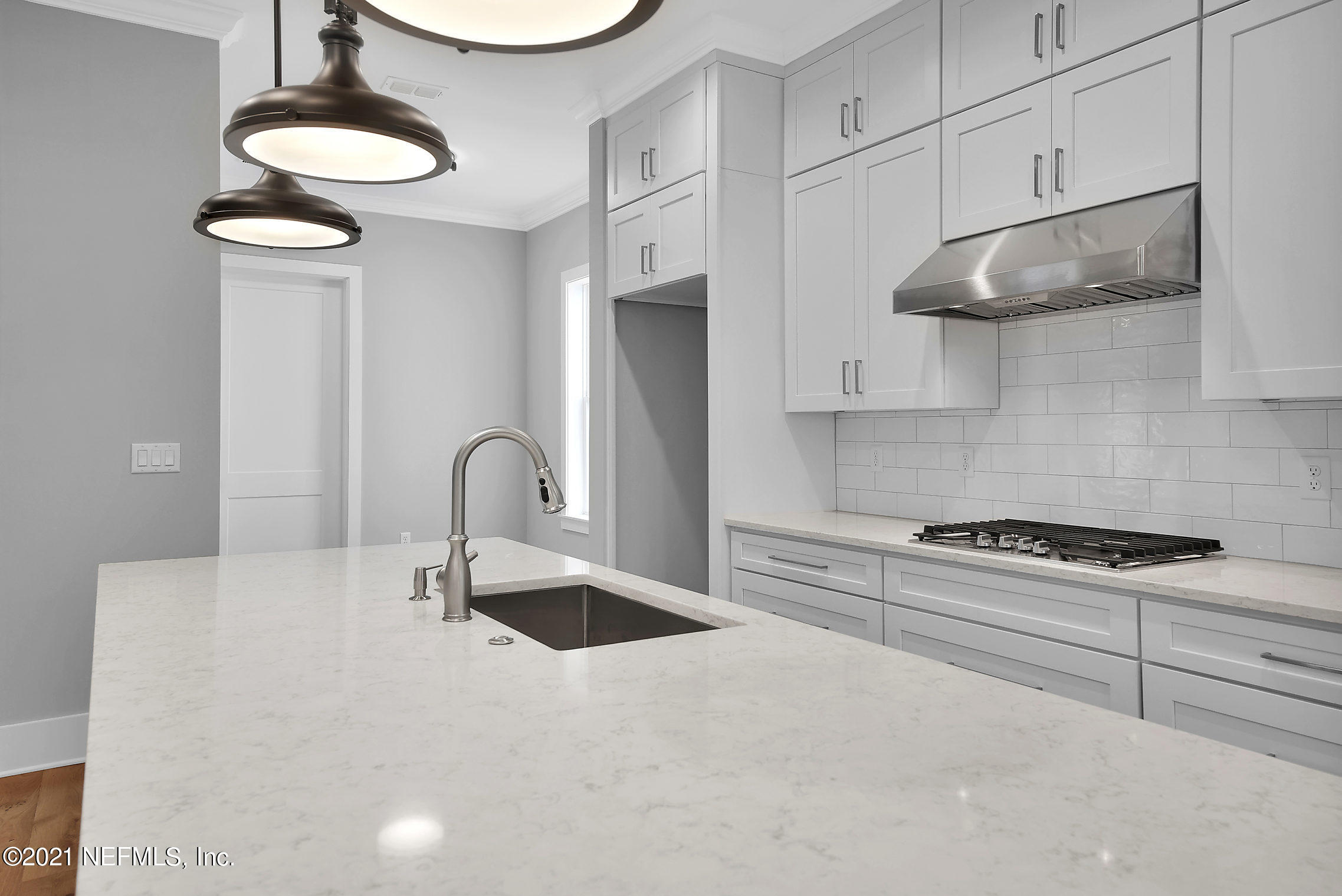2324 Oak Street Jacksonville, FL 32204 - Photo 10 of 35 Kitchen