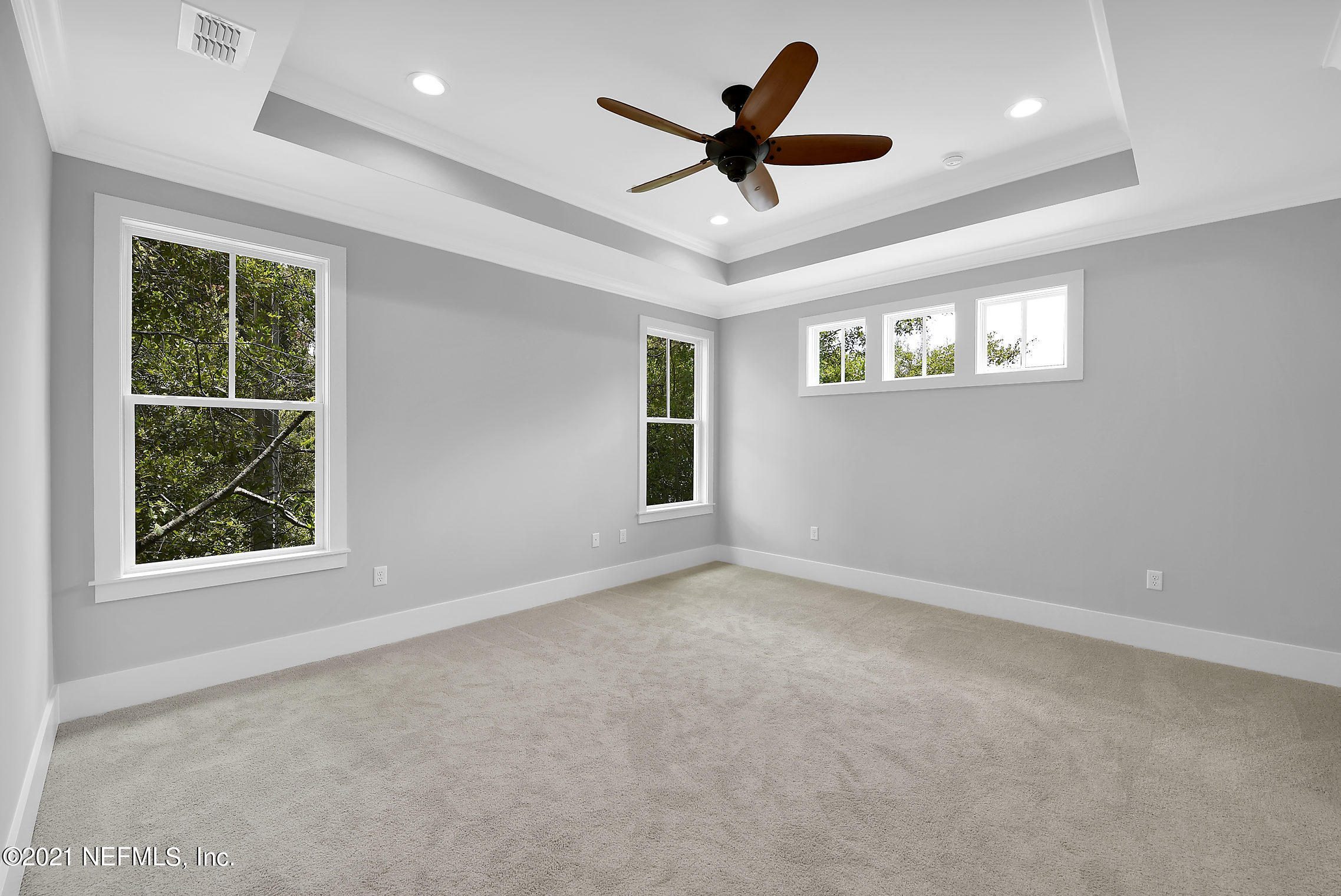 2324 Oak Street Jacksonville, FL 32204 - Photo 24 of 35 Owners Suite