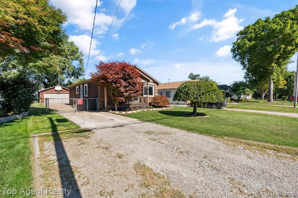 49431 Fuller Road Chesterfield, MI 48051 - Photo 27 of 36