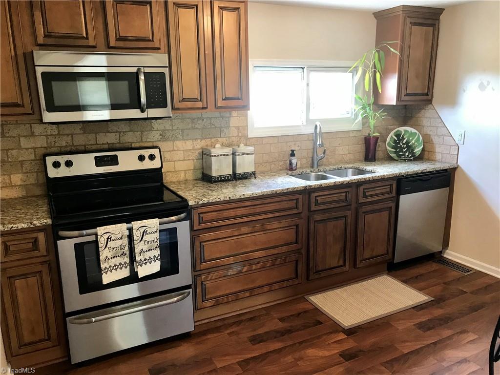523 McBride Road Mount Airy, NC 27030 - Photo 5 of 17 Gallery Image 5