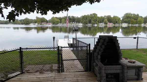 $324,900 | 706 West Neher Road, Silver Lake, IN 46982