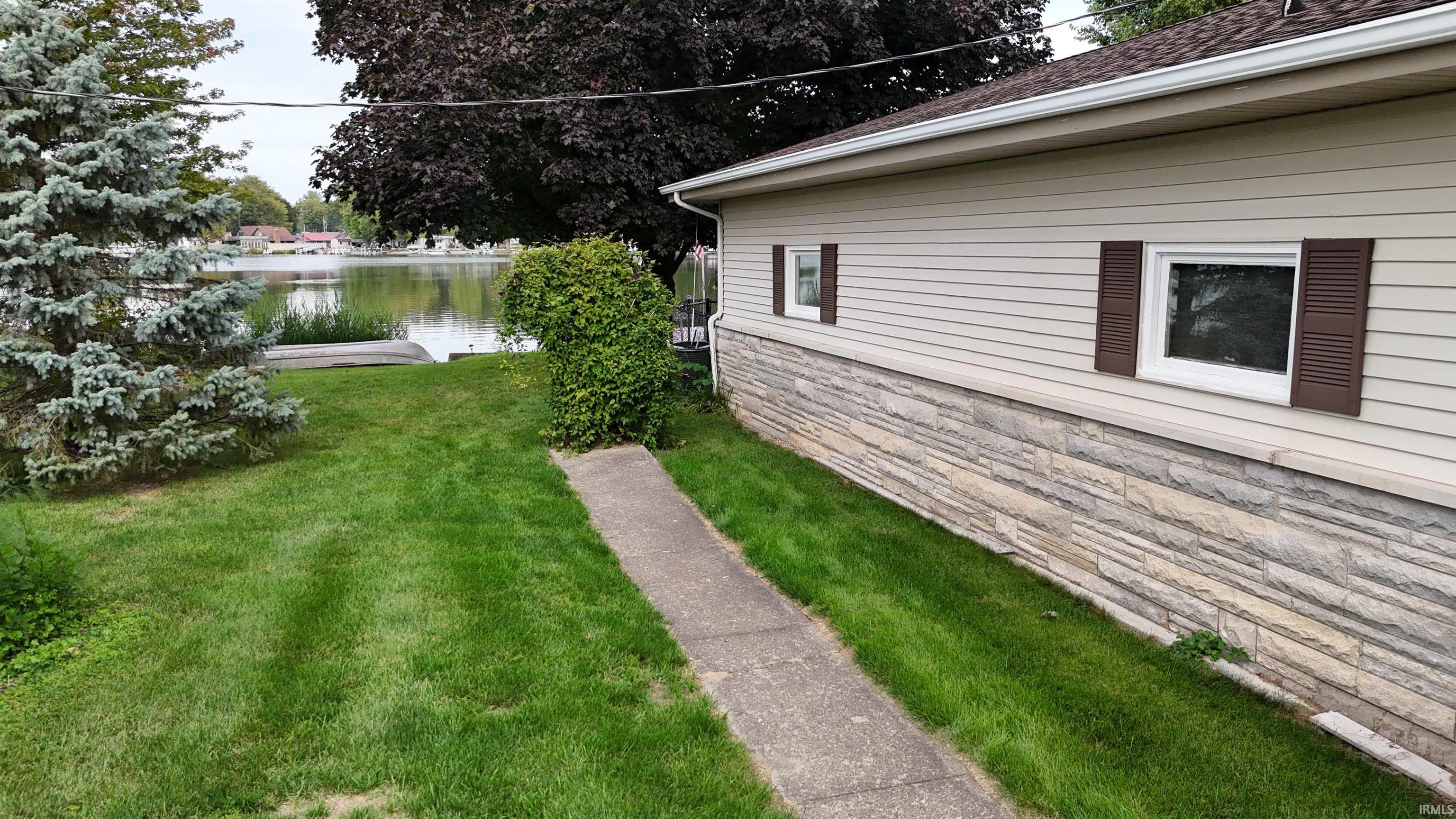 706 West Neher Road Silver Lake, IN 46982 - Photo 21 of 35