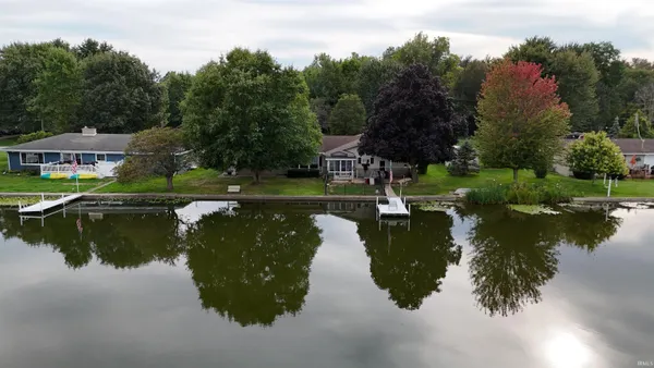 $324,900 | 706 West Neher Road, Silver Lake, IN 46982