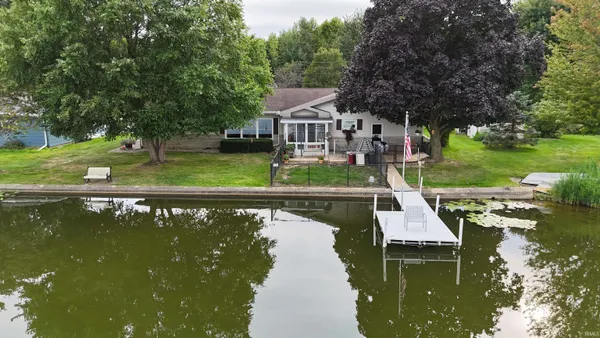 $324,900 | 706 West Neher Road, Silver Lake, IN 46982