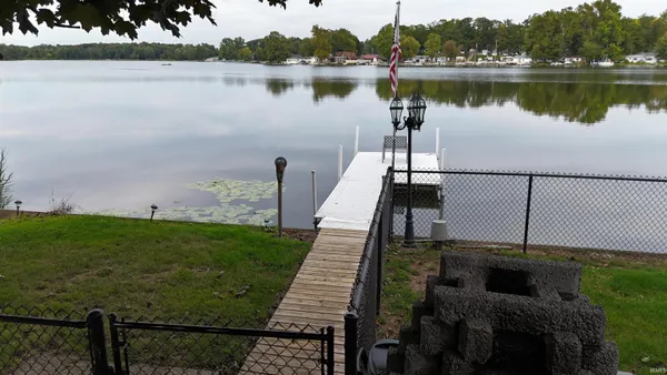 $324,900 | 706 West Neher Road, Silver Lake, IN 46982