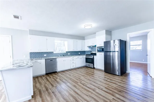 $199,999 | 104 Cole Street, Ladonia, TX 75449