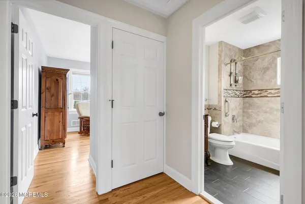 $4,200 | 11 Lakeside Avenue, Rumson, NJ 07760